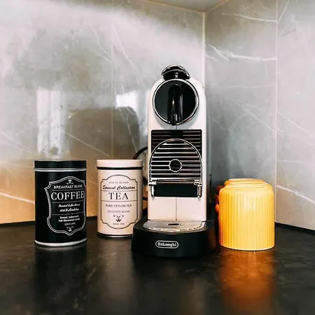 Cozy In With Fantastic View דירה